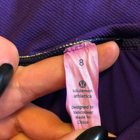 Lululemon athletica - Picture 3 of 3